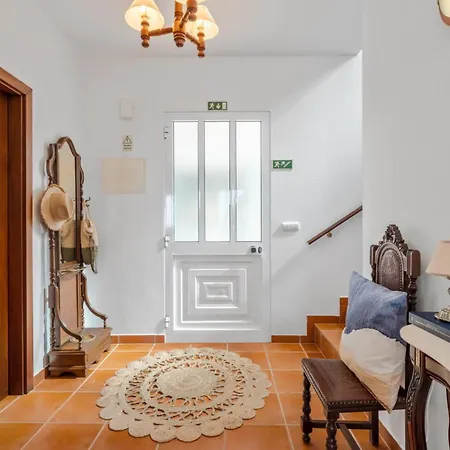 Bella Mar By Homie Holiday home